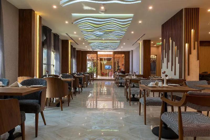 Emerald Hotel Jeddah 4*,